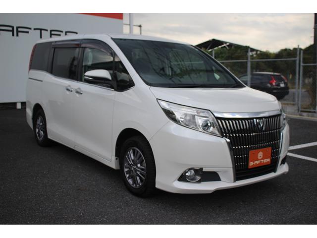 エスクァイア Ｇｉ　純正９型ナビ　バックカメラ　フルセグテレビ　黒革シート　シートヒーター　７人乗り　両側電動スライドドア　クルーズコントロール　ＬＥＤヘッドライト　ＥＴＣ　スマートキー　プッシュスタート（4枚目）