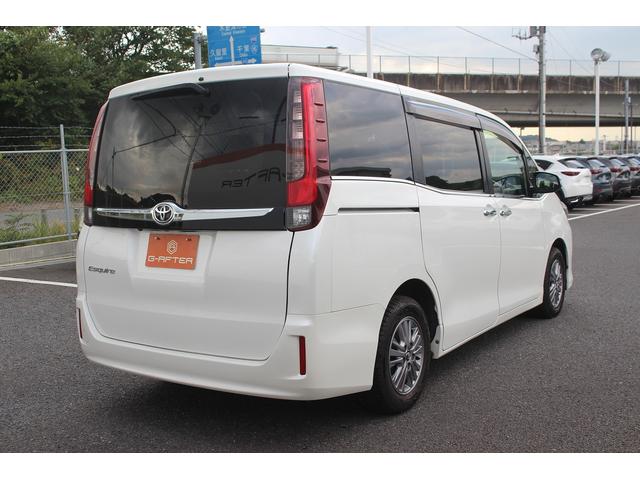 エスクァイア Ｇｉ　純正９型ナビ　バックカメラ　フルセグテレビ　黒革シート　シートヒーター　７人乗り　両側電動スライドドア　クルーズコントロール　ＬＥＤヘッドライト　ＥＴＣ　スマートキー　プッシュスタート（6枚目）