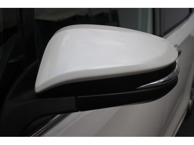 エスクァイア Ｇｉ　純正９型ナビ　バックカメラ　フルセグテレビ　黒革シート　シートヒーター　７人乗り　両側電動スライドドア　クルーズコントロール　ＬＥＤヘッドライト　ＥＴＣ　スマートキー　プッシュスタート（19枚目）