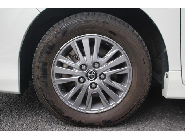 エスクァイア Ｇｉ　純正９型ナビ　バックカメラ　フルセグテレビ　黒革シート　シートヒーター　７人乗り　両側電動スライドドア　クルーズコントロール　ＬＥＤヘッドライト　ＥＴＣ　スマートキー　プッシュスタート（24枚目）