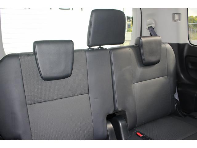 エスクァイア Ｇｉ　純正９型ナビ　バックカメラ　フルセグテレビ　黒革シート　シートヒーター　７人乗り　両側電動スライドドア　クルーズコントロール　ＬＥＤヘッドライト　ＥＴＣ　スマートキー　プッシュスタート（32枚目）