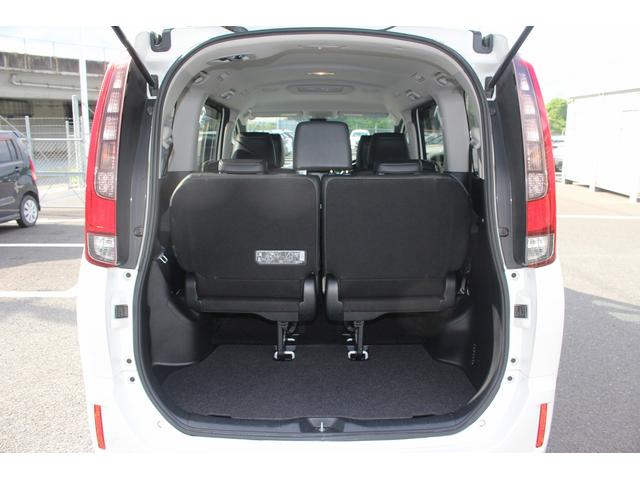 エスクァイア Ｇｉ　純正９型ナビ　バックカメラ　フルセグテレビ　黒革シート　シートヒーター　７人乗り　両側電動スライドドア　クルーズコントロール　ＬＥＤヘッドライト　ＥＴＣ　スマートキー　プッシュスタート（34枚目）