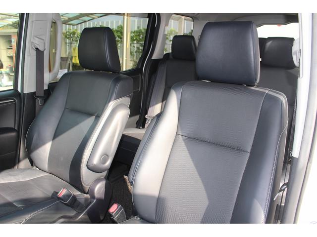 エスクァイア Ｇｉ　純正９型ナビ　バックカメラ　フルセグテレビ　黒革シート　シートヒーター　７人乗り　両側電動スライドドア　クルーズコントロール　ＬＥＤヘッドライト　ＥＴＣ　スマートキー　プッシュスタート（41枚目）