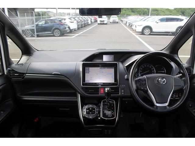 エスクァイア Ｇｉ　純正９型ナビ　バックカメラ　フルセグテレビ　黒革シート　シートヒーター　７人乗り　両側電動スライドドア　クルーズコントロール　ＬＥＤヘッドライト　ＥＴＣ　スマートキー　プッシュスタート（45枚目）