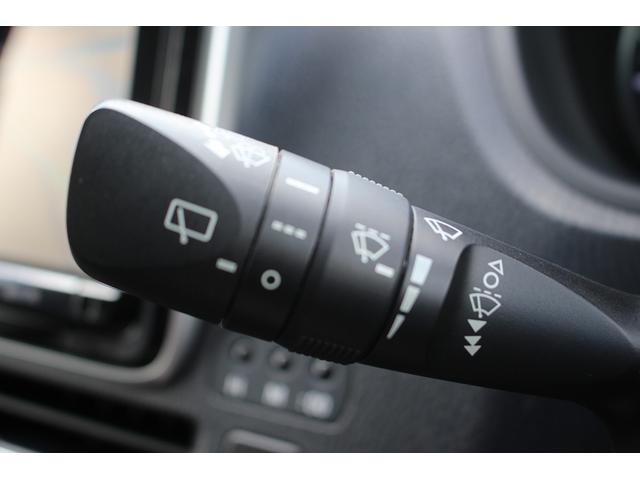 エスクァイア Ｇｉ　純正９型ナビ　バックカメラ　フルセグテレビ　黒革シート　シートヒーター　７人乗り　両側電動スライドドア　クルーズコントロール　ＬＥＤヘッドライト　ＥＴＣ　スマートキー　プッシュスタート（55枚目）