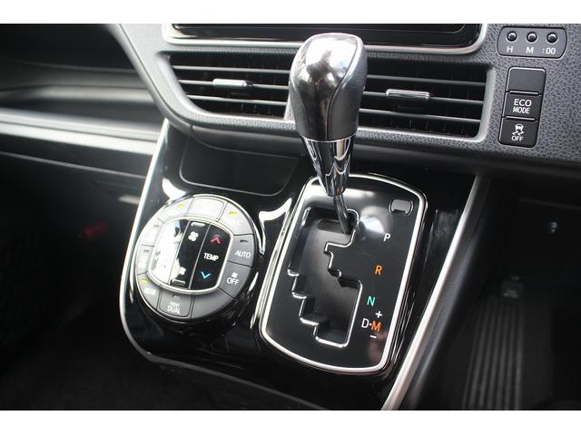 エスクァイア Ｇｉ　純正９型ナビ　バックカメラ　フルセグテレビ　黒革シート　シートヒーター　７人乗り　両側電動スライドドア　クルーズコントロール　ＬＥＤヘッドライト　ＥＴＣ　スマートキー　プッシュスタート（60枚目）