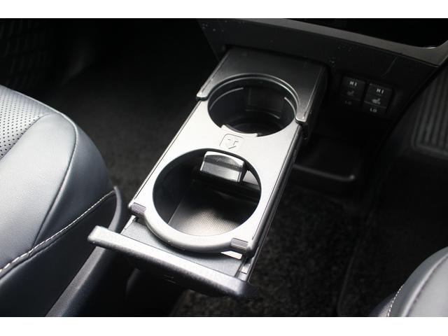 エスクァイア Ｇｉ　純正９型ナビ　バックカメラ　フルセグテレビ　黒革シート　シートヒーター　７人乗り　両側電動スライドドア　クルーズコントロール　ＬＥＤヘッドライト　ＥＴＣ　スマートキー　プッシュスタート（62枚目）