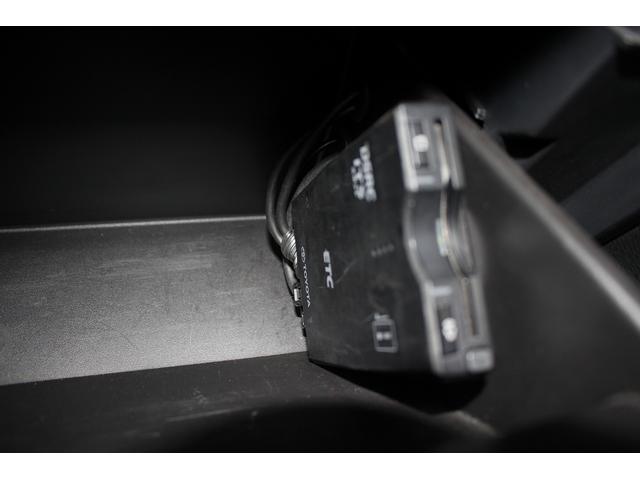 ８６ ＧＴリミテッド　ナビ　禁煙車　フルセグＴＶ　シートヒーター　純正１７インチアルミホイール　パドルシフト　バックカメラ　ＥＴＣ　スマートキー　プッシュスタート　電動格納式ミラー（7枚目）