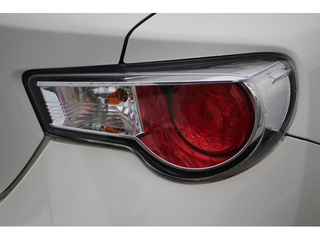 ８６ ＧＴリミテッド　ナビ　禁煙車　フルセグＴＶ　シートヒーター　純正１７インチアルミホイール　パドルシフト　バックカメラ　ＥＴＣ　スマートキー　プッシュスタート　電動格納式ミラー（21枚目）