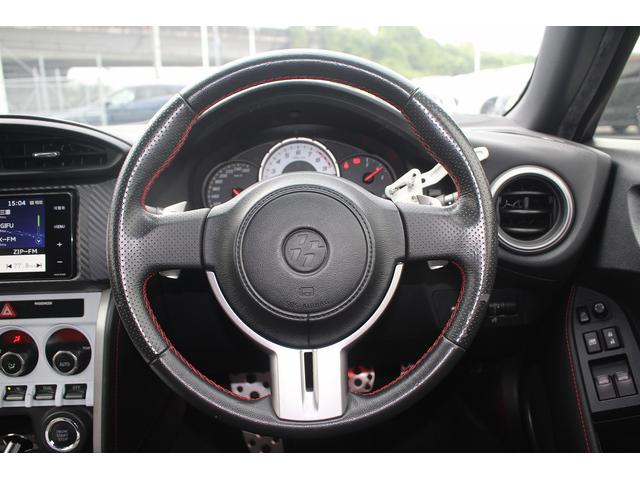 ８６ ＧＴリミテッド　ナビ　禁煙車　フルセグＴＶ　シートヒーター　純正１７インチアルミホイール　パドルシフト　バックカメラ　ＥＴＣ　スマートキー　プッシュスタート　電動格納式ミラー（43枚目）