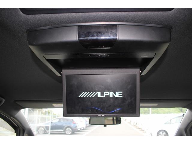 ノア Si フリップダウンモニター 禁煙車 アルパイン9型ナビ バックカメラ フルセグTV 両側電動スライドドア 黒半革シート ETC クルーズコントロール 衝突軽減ブレーキ LEDヘッドライト 7人乗り(6枚目)