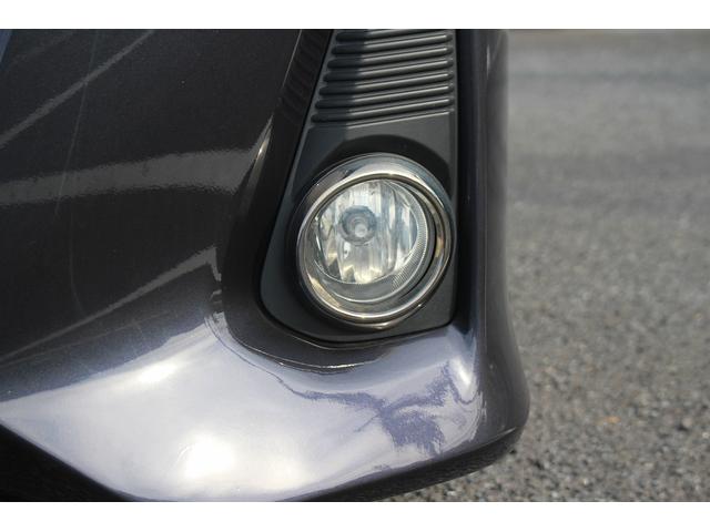 ノア Si フリップダウンモニター 禁煙車 アルパイン9型ナビ バックカメラ フルセグTV 両側電動スライドドア 黒半革シート ETC クルーズコントロール 衝突軽減ブレーキ LEDヘッドライト 7人乗り(20枚目)