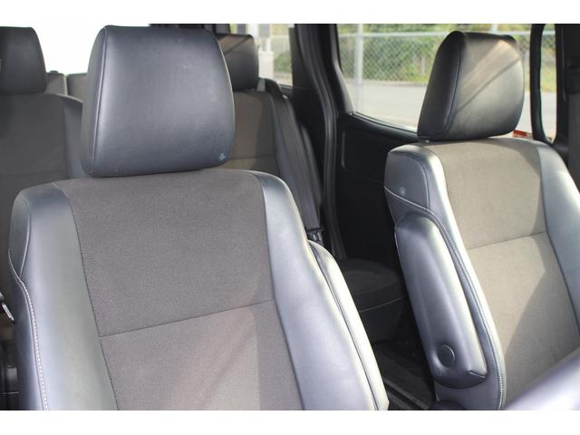 ノア Si フリップダウンモニター 禁煙車 アルパイン9型ナビ バックカメラ フルセグTV 両側電動スライドドア 黒半革シート ETC クルーズコントロール 衝突軽減ブレーキ LEDヘッドライト 7人乗り(32枚目)