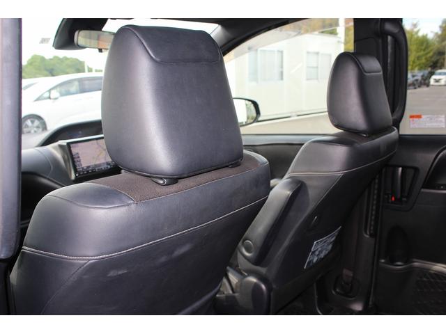 ノア Si フリップダウンモニター 禁煙車 アルパイン9型ナビ バックカメラ フルセグTV 両側電動スライドドア 黒半革シート ETC クルーズコントロール 衝突軽減ブレーキ LEDヘッドライト 7人乗り(41枚目)