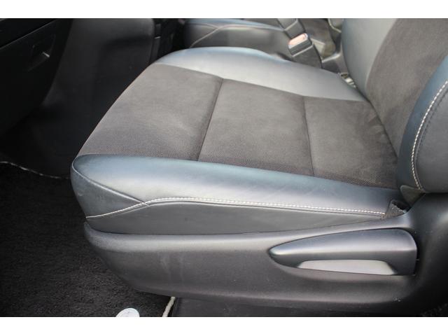 ノア Si フリップダウンモニター 禁煙車 アルパイン9型ナビ バックカメラ フルセグTV 両側電動スライドドア 黒半革シート ETC クルーズコントロール 衝突軽減ブレーキ LEDヘッドライト 7人乗り(48枚目)