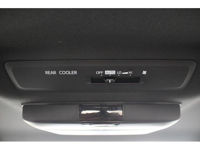 ノア Si フリップダウンモニター 禁煙車 アルパイン9型ナビ バックカメラ フルセグTV 両側電動スライドドア 黒半革シート ETC クルーズコントロール 衝突軽減ブレーキ LEDヘッドライト 7人乗り(50枚目)