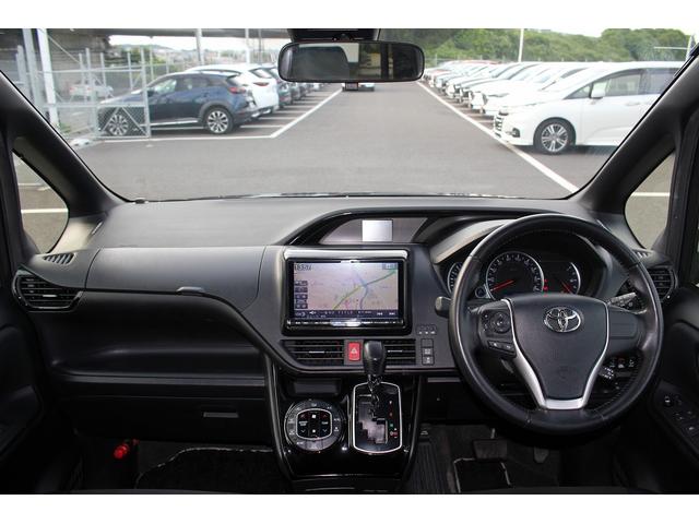 ノア Si フリップダウンモニター 禁煙車 アルパイン9型ナビ バックカメラ フルセグTV 両側電動スライドドア 黒半革シート ETC クルーズコントロール 衝突軽減ブレーキ LEDヘッドライト 7人乗り(51枚目)