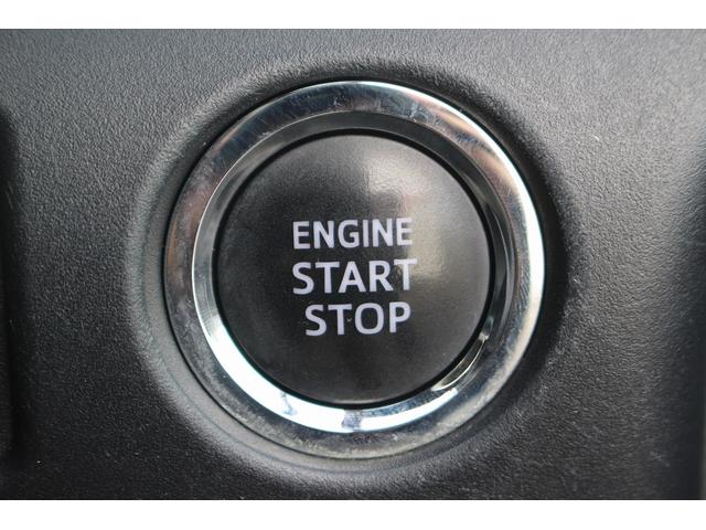 ノア Si フリップダウンモニター 禁煙車 アルパイン9型ナビ バックカメラ フルセグTV 両側電動スライドドア 黒半革シート ETC クルーズコントロール 衝突軽減ブレーキ LEDヘッドライト 7人乗り(56枚目)