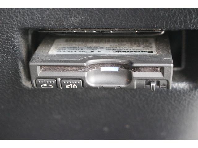 シエンタ ハイブリッドG クエロ 後期型 禁煙車 ナビ 360°カメラ 地デジ LEDヘッドライト 両側電動スライドドア シートヒーター ステアリングヒーター ETC クルーズコントロール 衝突軽減ブレーキ スマートキー(6枚目)