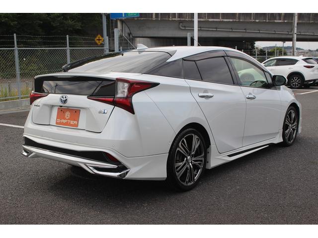 プリウス Aツーリングセレクション 後期型 禁煙車 フルエアロ 純正8型ディスプレイオーディオ 360°カメラ フルセグTV 温熱黒革シート ETC クルーズコントロール LEDヘッドライト 自動駐車システム ブラインドスポットモニター(11枚目)