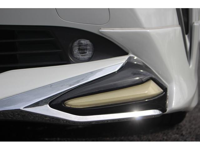 プリウス Aツーリングセレクション 後期型 禁煙車 フルエアロ 純正8型ディスプレイオーディオ 360°カメラ フルセグTV 温熱黒革シート ETC クルーズコントロール LEDヘッドライト 自動駐車システム ブラインドスポットモニター(19枚目)