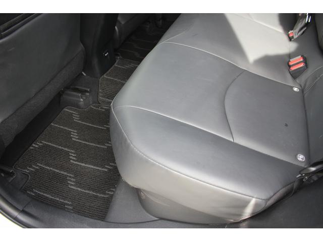 プリウス Aツーリングセレクション 後期型 禁煙車 フルエアロ 純正8型ディスプレイオーディオ 360°カメラ フルセグTV 温熱黒革シート ETC クルーズコントロール LEDヘッドライト 自動駐車システム ブラインドスポットモニター(40枚目)