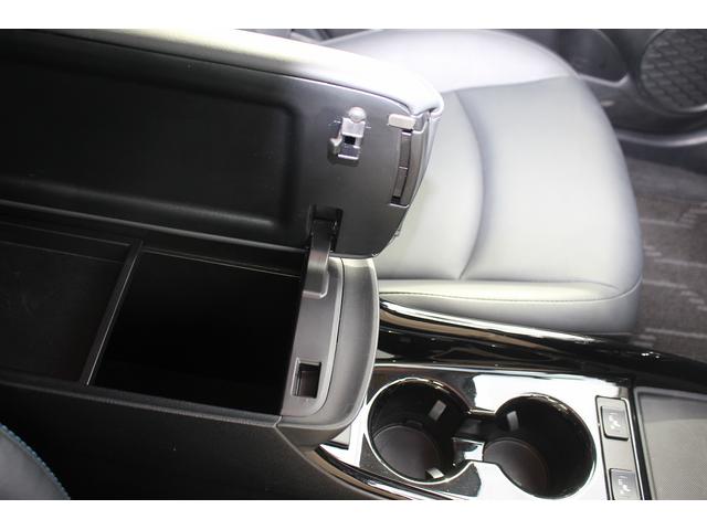 プリウス Aツーリングセレクション 後期型 禁煙車 フルエアロ 純正8型ディスプレイオーディオ 360°カメラ フルセグTV 温熱黒革シート ETC クルーズコントロール LEDヘッドライト 自動駐車システム ブラインドスポットモニター(58枚目)