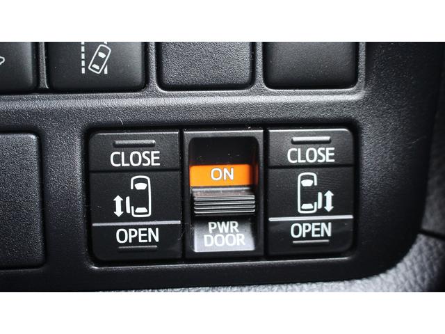 エスクァイア ハイブリッドGi TRDフルエアロ 禁煙車 純正9型ナビ フルセグTV 両側電動スライドドア シートヒーター LEDヘッドライト バックカメラ クルーズコントロール ETC2.0 衝突軽減ブレーキ スマートキー(5枚目)