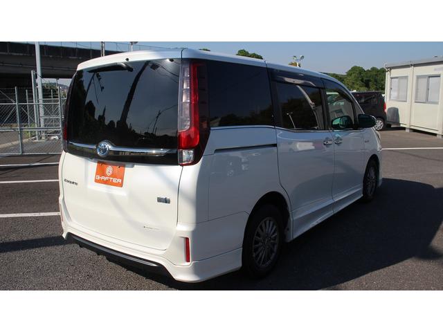 エスクァイア ハイブリッドGi TRDフルエアロ 禁煙車 純正9型ナビ フルセグTV 両側電動スライドドア シートヒーター LEDヘッドライト バックカメラ クルーズコントロール ETC2.0 衝突軽減ブレーキ スマートキー(13枚目)