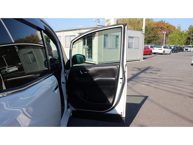 エスクァイア ハイブリッドGi TRDフルエアロ 禁煙車 純正9型ナビ フルセグTV 両側電動スライドドア シートヒーター LEDヘッドライト バックカメラ クルーズコントロール ETC2.0 衝突軽減ブレーキ スマートキー(30枚目)