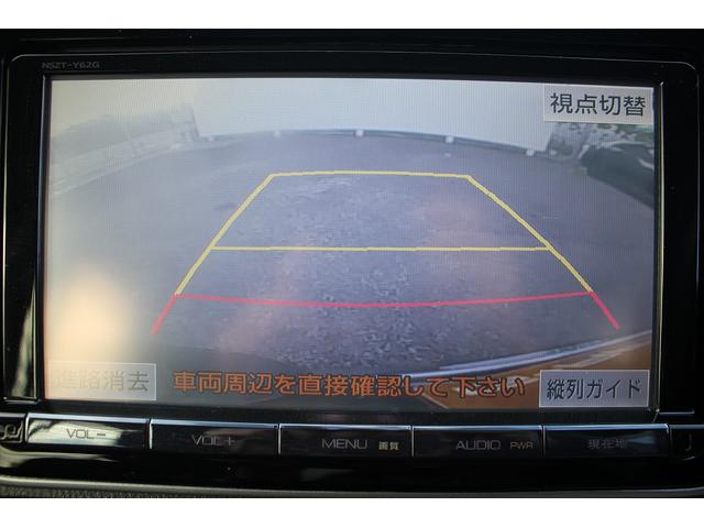 TOYOTA NOAH HYBRID X