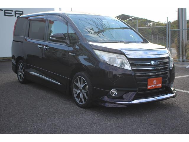TOYOTA NOAH HYBRID X