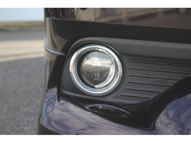 TOYOTA NOAH HYBRID X