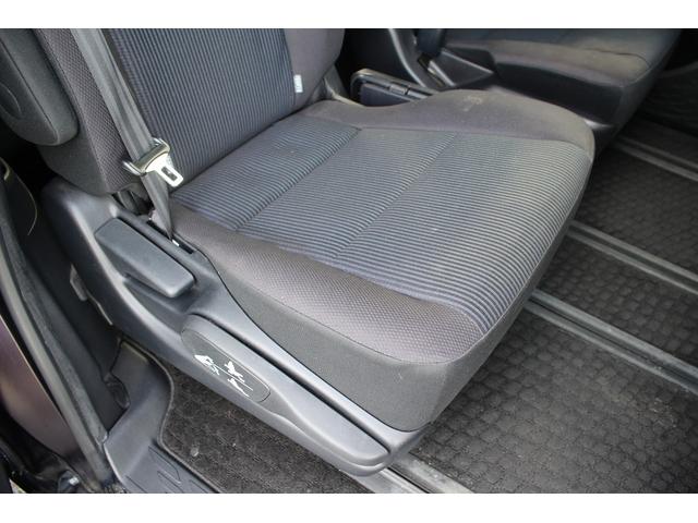 TOYOTA NOAH HYBRID X