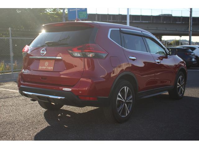 エクストレイル ２０Ｘｉ　プロパイロット　禁煙車　純正９型ナビ　アラウンドビューモニター　電動リアゲート　ＬＥＤヘッドライト　純正１８インチアルミホイール　ＥＴＣ　スマートキー　プッシュスタート　電動格納式ミラー（6枚目）