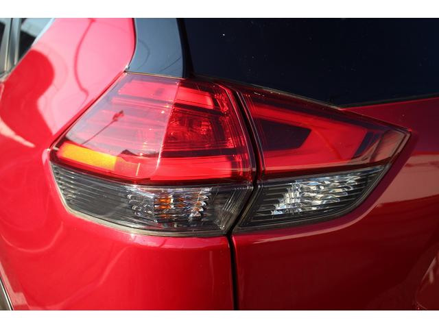 エクストレイル ２０Ｘｉ　プロパイロット　禁煙車　純正９型ナビ　アラウンドビューモニター　電動リアゲート　ＬＥＤヘッドライト　純正１８インチアルミホイール　ＥＴＣ　スマートキー　プッシュスタート　電動格納式ミラー（16枚目）