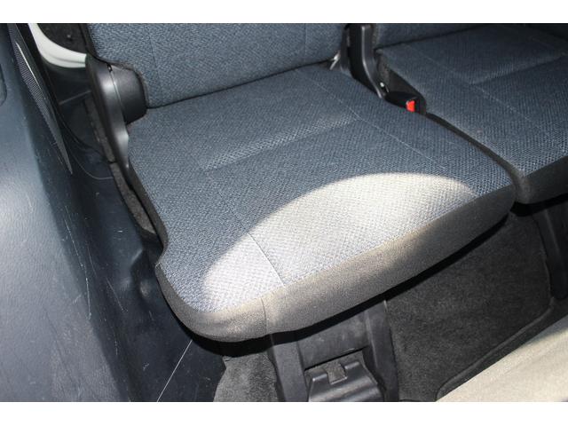 シエンタ Ｘ　禁煙車　７人乗り　純正ナビ　フルセグＴＶ　バックカメラ　電動スライドドア　ＥＴＣ　電動格納ミラー（38枚目）