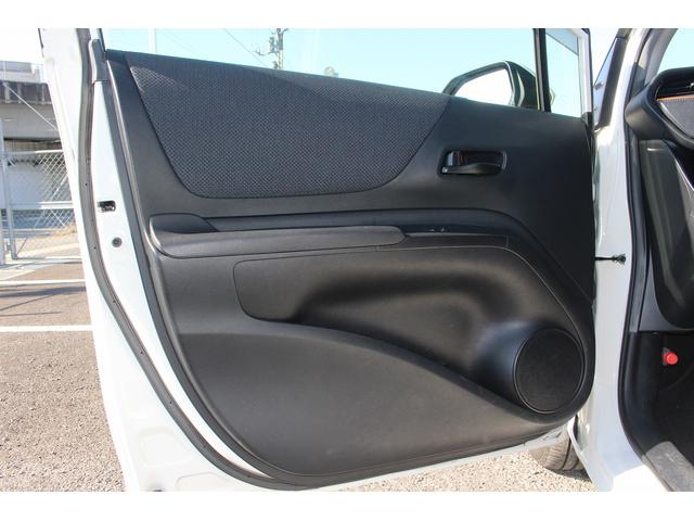 シエンタ Ｘ　禁煙車　７人乗り　純正ナビ　フルセグＴＶ　バックカメラ　電動スライドドア　ＥＴＣ　電動格納ミラー（50枚目）