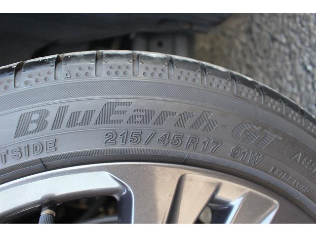 カローラツーリング ハイブリッド　ダブルバイビー　純正ナビ　禁煙車　フルセグテレビ　ＬＥＤヘッドライト　バックカメラ　ＥＴＣ　クルーズコントロール　モデリスタエアロ　フルセグテレビ　スマートキー　プッシュスタート（28枚目）