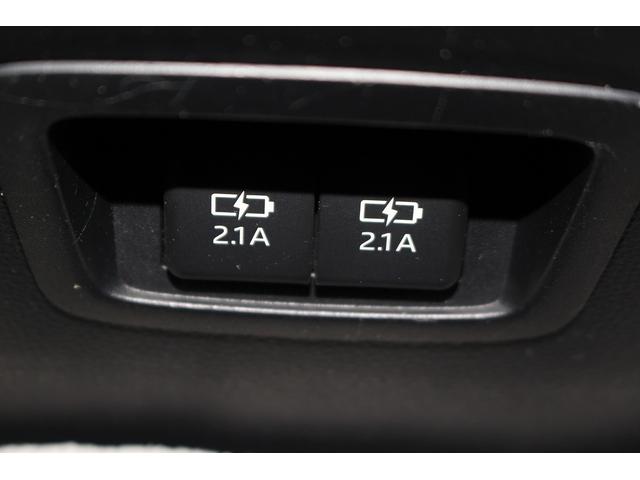 カローラツーリング ハイブリッド　ダブルバイビー　純正ナビ　禁煙車　フルセグテレビ　ＬＥＤヘッドライト　バックカメラ　ＥＴＣ　クルーズコントロール　モデリスタエアロ　フルセグテレビ　スマートキー　プッシュスタート（46枚目）