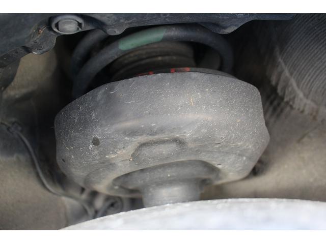 カローラツーリング ハイブリッド　ダブルバイビー　純正ナビ　禁煙車　フルセグテレビ　ＬＥＤヘッドライト　バックカメラ　ＥＴＣ　クルーズコントロール　モデリスタエアロ　フルセグテレビ　スマートキー　プッシュスタート（66枚目）