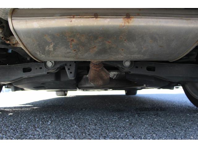 カローラツーリング ハイブリッド　ダブルバイビー　純正ナビ　禁煙車　フルセグテレビ　ＬＥＤヘッドライト　バックカメラ　ＥＴＣ　クルーズコントロール　モデリスタエアロ　フルセグテレビ　スマートキー　プッシュスタート（70枚目）