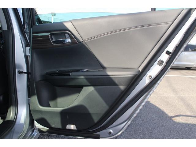 アコードハイブリッド ＥＸ　純正ナビ　禁煙車　フルセグＴＶ　バックカメラ　ＬＥＤヘッドライト　ＥＴＣ　ホンダセンシング　パワーシート　シートヒーター　スマートキー　プッシュスタート　レーンアシスト　Ｂｌｕｅｔｏｏｔｈ接続（40枚目）