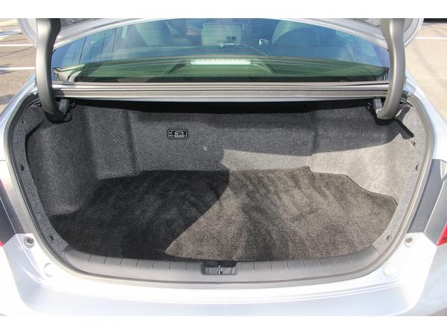 アコードハイブリッド ＥＸ　純正ナビ　禁煙車　フルセグＴＶ　バックカメラ　ＬＥＤヘッドライト　ＥＴＣ　ホンダセンシング　パワーシート　シートヒーター　スマートキー　プッシュスタート　レーンアシスト　Ｂｌｕｅｔｏｏｔｈ接続（41枚目）