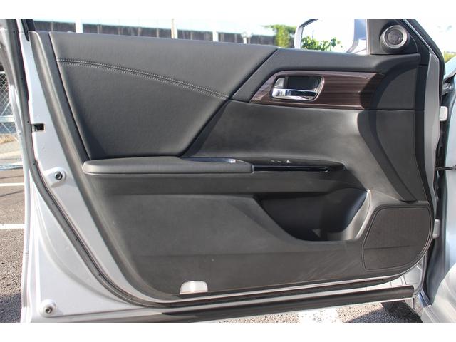 アコードハイブリッド ＥＸ　純正ナビ　禁煙車　フルセグＴＶ　バックカメラ　ＬＥＤヘッドライト　ＥＴＣ　ホンダセンシング　パワーシート　シートヒーター　スマートキー　プッシュスタート　レーンアシスト　Ｂｌｕｅｔｏｏｔｈ接続（49枚目）