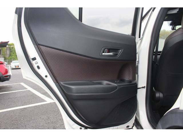 C-HR G モデリスタエアロ 純正9型ナビ 禁煙車 フルセグTV バックカメラ 衝突軽減ブレーキ LEDヘッドライト ETC クルーズコントロール レーンアシスト スマートキー プッシュスタート(44枚目)