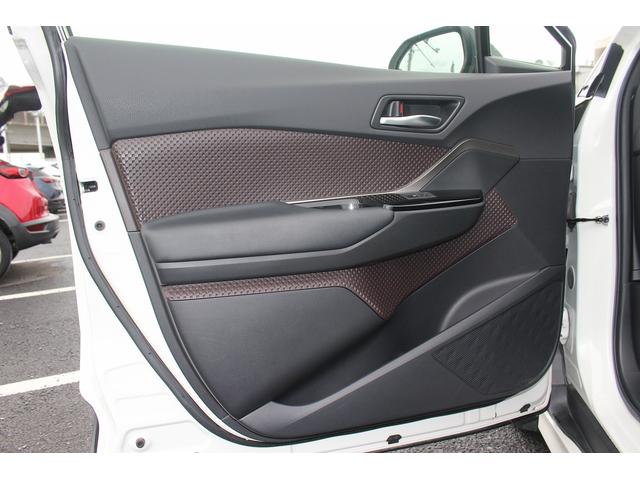 C-HR G モデリスタエアロ 純正9型ナビ 禁煙車 フルセグTV バックカメラ 衝突軽減ブレーキ LEDヘッドライト ETC クルーズコントロール レーンアシスト スマートキー プッシュスタート(48枚目)