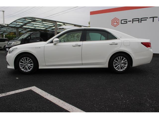 クラウンハイブリッド ロイヤルサルーン 純正ナビ フルセグTV 禁煙車 バックカメラ ETC LEDヘッドライト パワーシート シートヒーター スマートキー プッシュスタート 電動格納ミラー Bluetooth接続(15枚目)