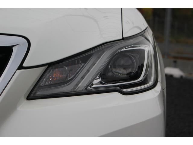 クラウンハイブリッド ロイヤルサルーン 純正ナビ フルセグTV 禁煙車 バックカメラ ETC LEDヘッドライト パワーシート シートヒーター スマートキー プッシュスタート 電動格納ミラー Bluetooth接続(19枚目)