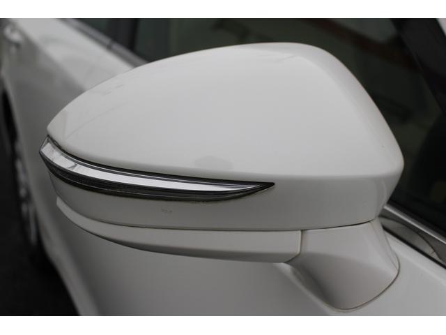 クラウンハイブリッド ロイヤルサルーン 純正ナビ フルセグTV 禁煙車 バックカメラ ETC LEDヘッドライト パワーシート シートヒーター スマートキー プッシュスタート 電動格納ミラー Bluetooth接続(23枚目)